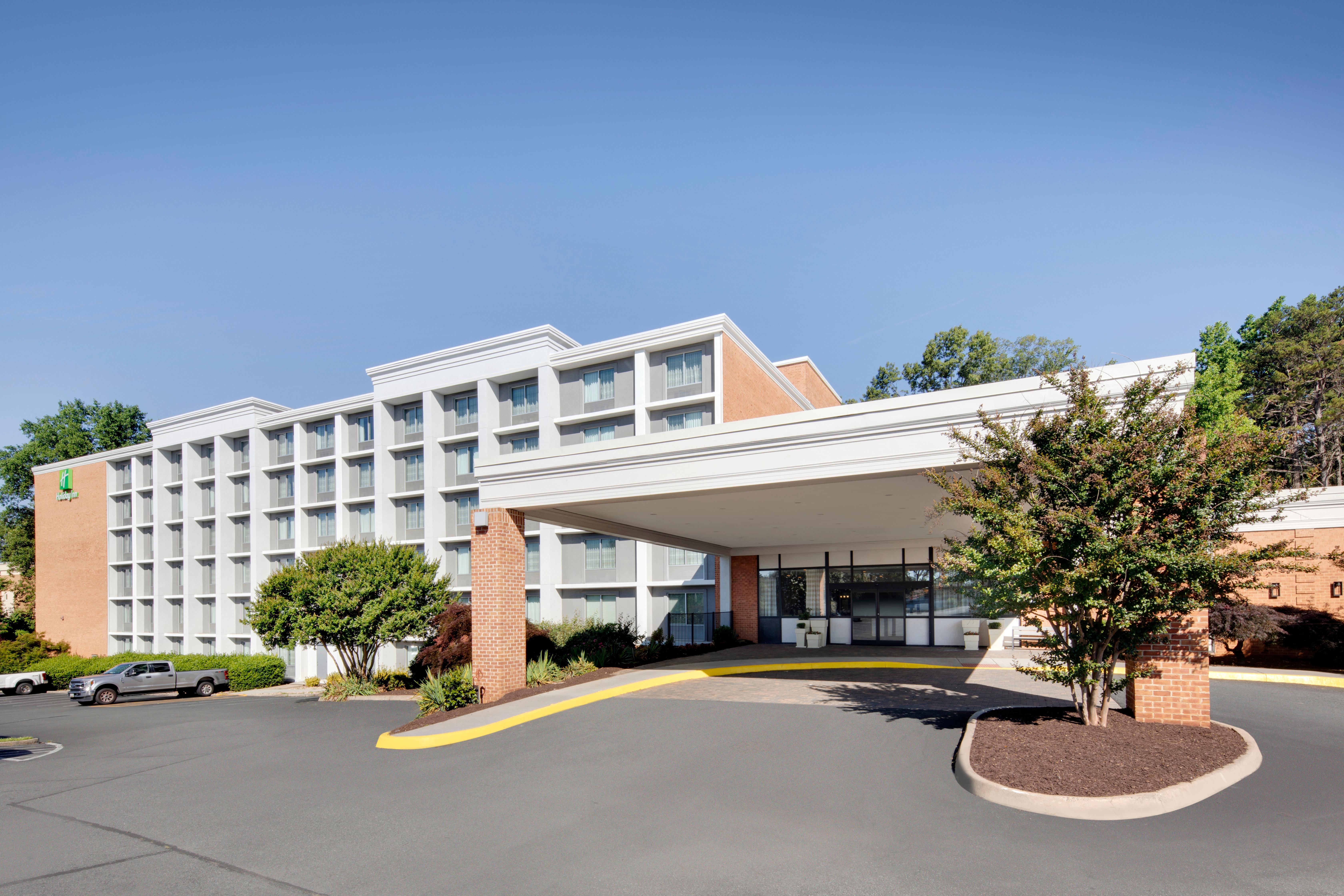 Holiday Inn University Area Charlottesville, An Ihg Hotel Exterior photo